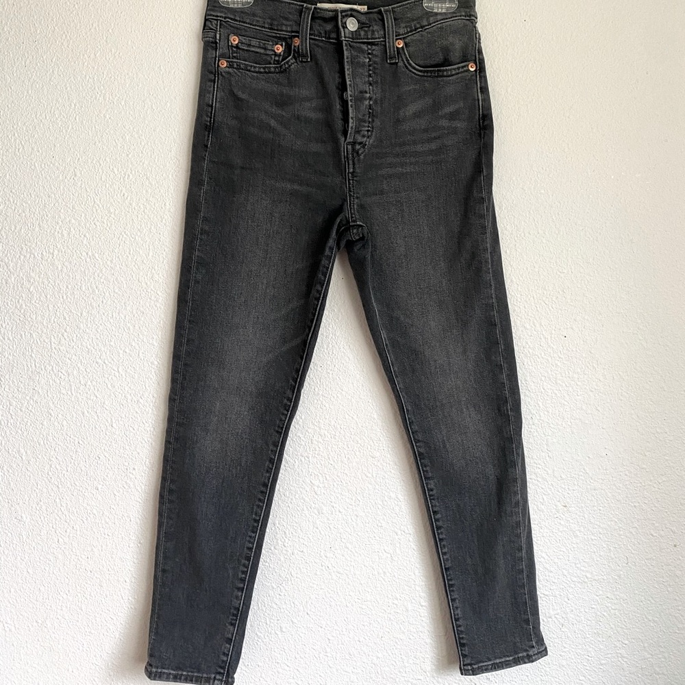 Levi’s wedgie skinny jeans